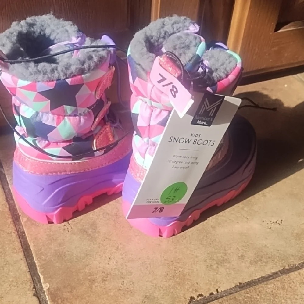 # 0111 Colorful Kids Snow Boots